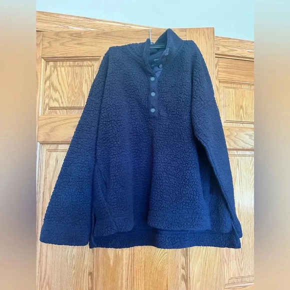 Aerie - Sherpa Pullover Sweater - Picture 3 of 10